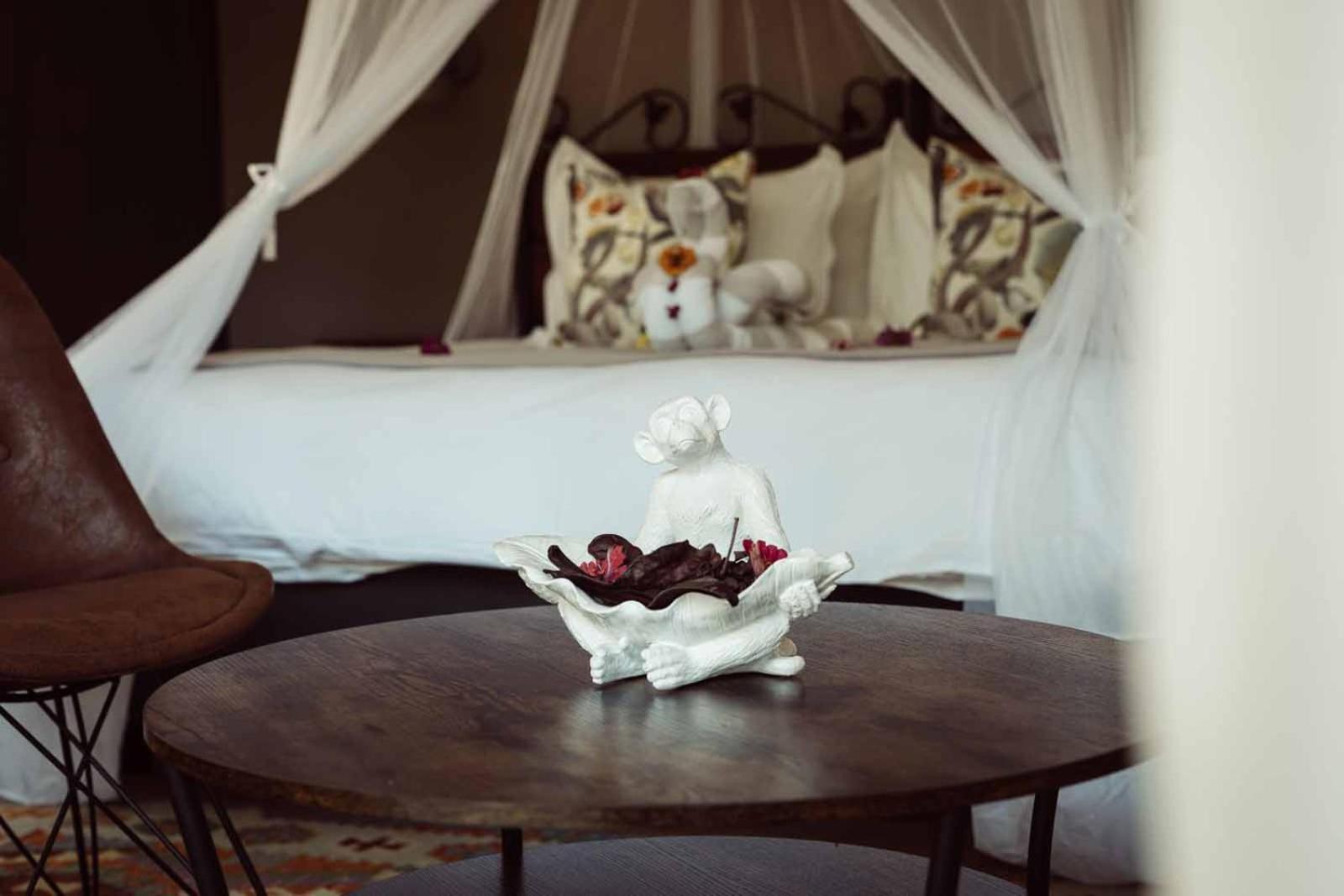 Umkumbe Bush Lodge - Luxury Tented Camp サビ・サンド動物保護区 エクステリア 写真